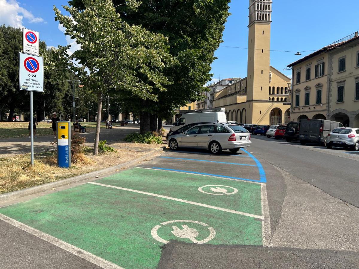 Al 106 Apartment Free Wi-Fi 5 Min Dalla Stazione Prato  Esterno foto