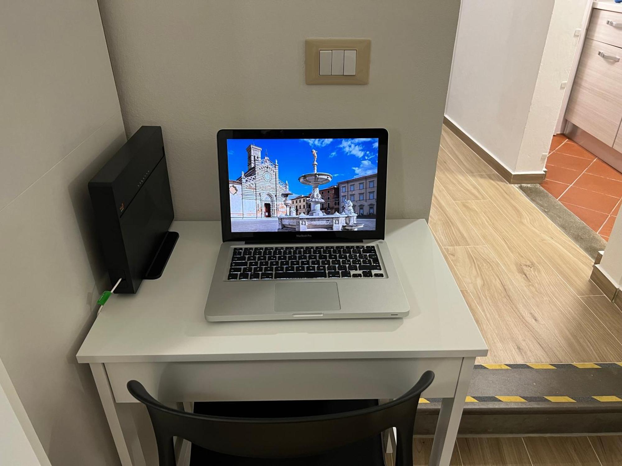 Al 106 Apartment Free Wi-Fi 5 Min Dalla Stazione Prato  Esterno foto