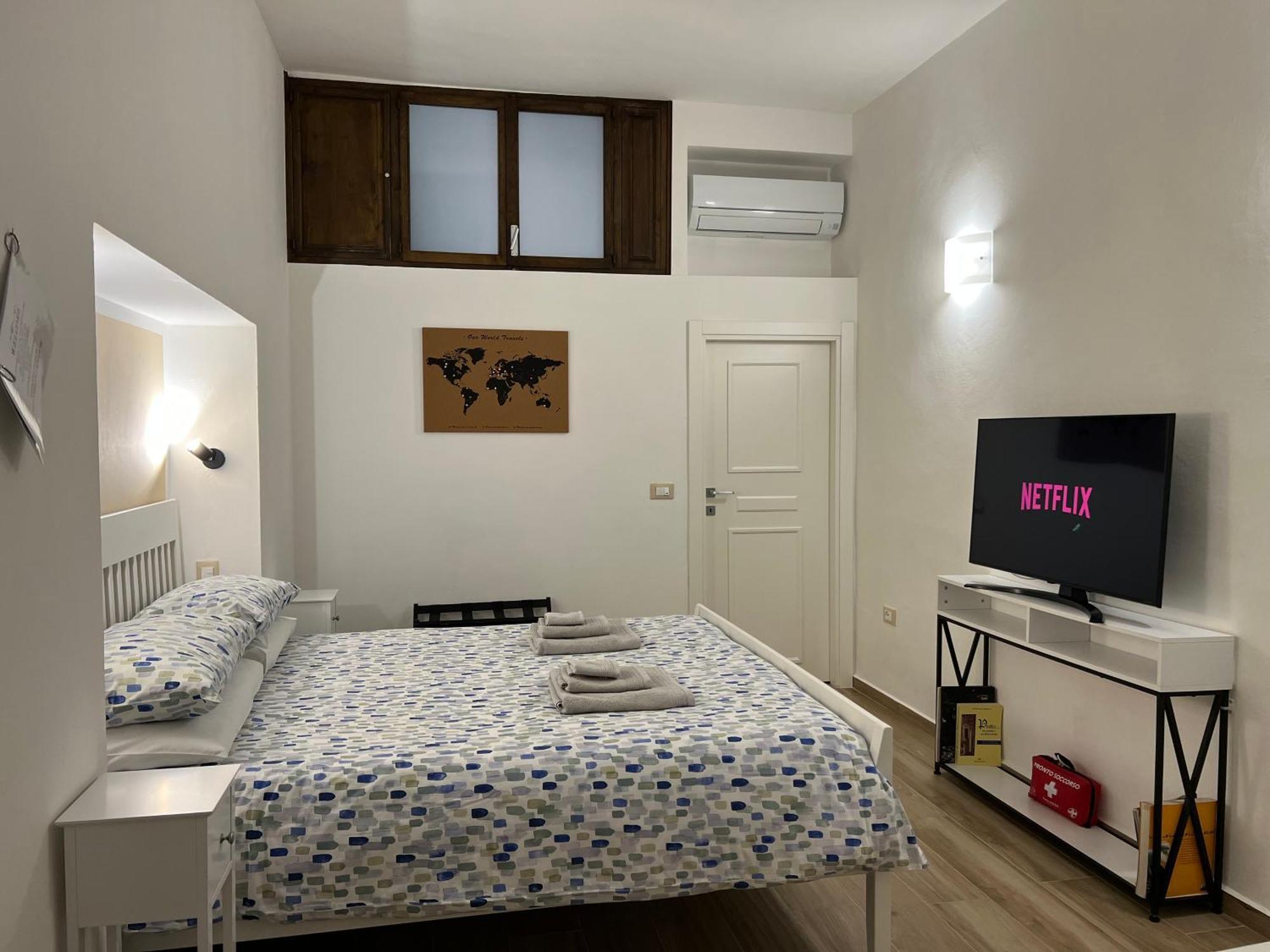 Al 106 Apartment Free Wi-Fi 5 Min Dalla Stazione Prato  Esterno foto